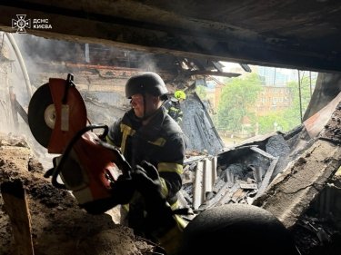 Фото 2 — Вночі Київ потерпав від комбінованої масованої атаки:є загиблі та постраждалі (ФОТО)