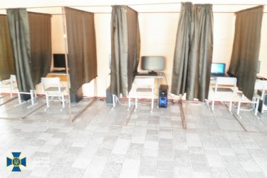 Фото 3 — Все для "Единой России": СБУ связывает паспортизацию РФ жителей ОРДЛО с выборами в Госдуму
