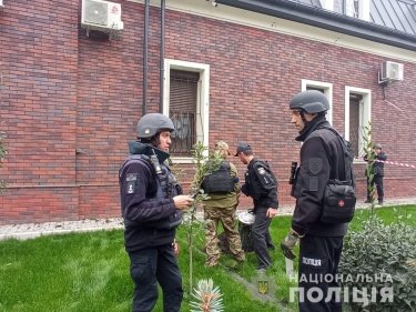 Фото 21 — Очередной обстрел Харькова вызвал пять пожаров: спасатели показали тушение крупнейшего (ФОТО, ВИДЕО)