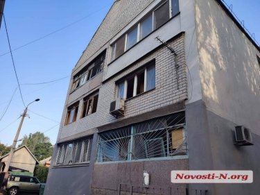 Фото 6 — В Николаеве российским обстрелом разрушено общежитие (ФОТО, ВИДЕО)