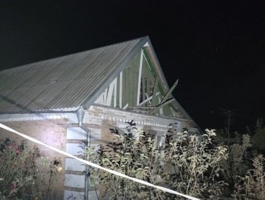 Фото 7 — Обломки сбитого дрона повредили объект критической инфраструктуры в Днепре