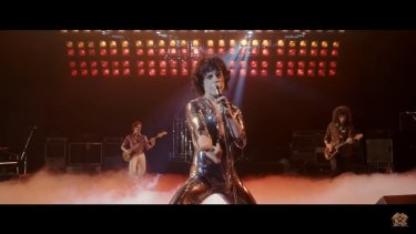 Фото 7 — Песни Queen и немного фильма между ними: о музыкальной драме "Богемная рапсодия"