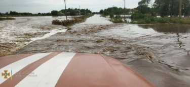 Фото 4 — В Бердянске во время сильнейшего ливня током убило двух мужчин (ДОПОЛНЕНО, ФОТО)