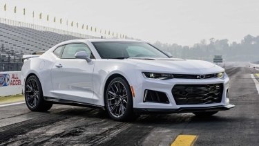 Фото 7 — Названы самые популярные авто в Instagram