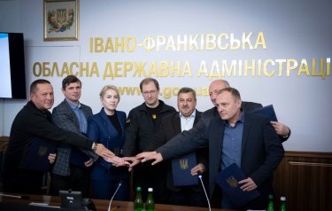 Фото 5 — Реформа управління відходами, дерегуляція та шлях до ЄС: велика розмова з міністром екології України Русланом Стрільцем