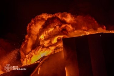 Фото 4 — Росія знищила останній торговельний центр "Епіцентр" у Харкові (ФОТО)