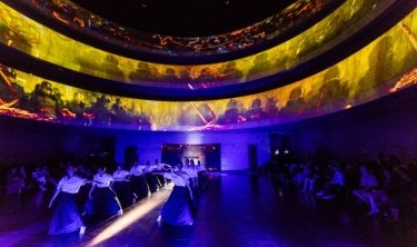 Фото 22 — Мультимедийный ритуал: "Шлях до..." Троицкого вписался в пространство Украинского дома