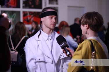 Фото 16 — Ukrainian Fashion Week відкрила 50-й сезон: на честь ювілею на подіум повернулися Бизов та Анісімов