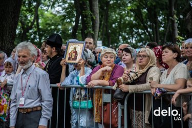 Фото 8 — "Мы сюда приехали мира просить" — как в Киеве прошел Крестный ход УПЦ МП (фото)