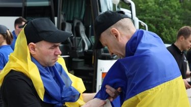 Фото 9 — Відбувся обмін полоненими: більшість воїнів були у полоні з 2022 року (ФОТО)