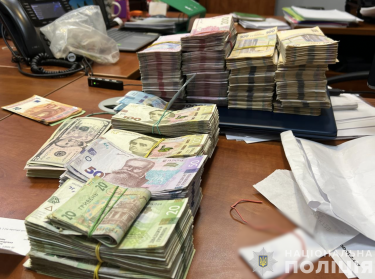 Фото 3 — Вели бизнес под оккупацией и финансировали бюджет РФ: разоблачены экснардеп и его сыновья