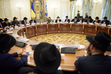 Фото 10 — Зеленський зустрівся з єврейським духовенством напередодні Рош га-Шана (ФОТО, ВІДЕО)