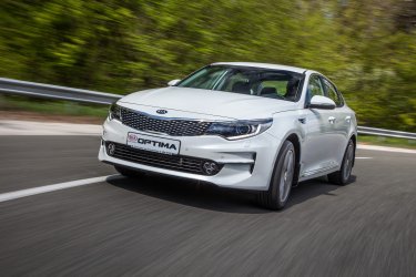 Фото 2 — Борьба за бизнес-класс: в Украине стартовали продажи седана Kia Optima нового поколения