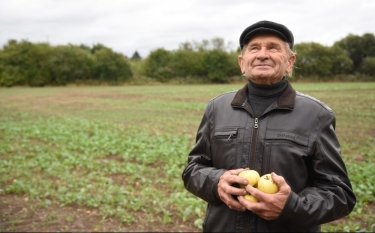 Фото 5 — Наші інші: З якими проблемами стикаються нацменшини в Україні