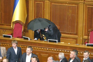 Фото 2 — Как оппозиция в Верховной Раде защищала Севастополь (ФОТОРЕПОРТАЖ)