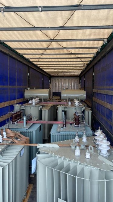 Фото 4 — Азербайджан передав Україні партію трансформаторів та генераторів