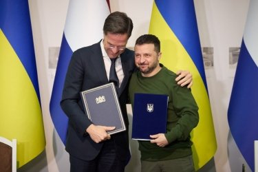 Фото 2 — Украина подписала соглашение о безопасности с Нидерландами
