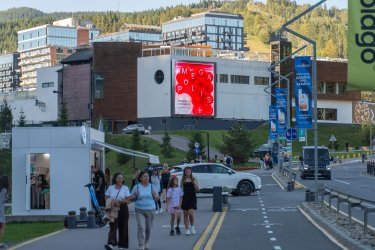Фото 5 — У Буковелі з’явилась DOOH-мережа від Megapolis+