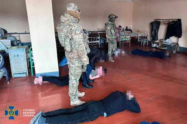 Фото 2 — Заключенные Ровенской колонии выманивали деньги у родственников украинских военнопленных