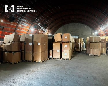 Фото 4 — БЕБ провело обшуки у найбільших виробників тютюну, виявлено докази нелегальної діяльності - Гетманцев