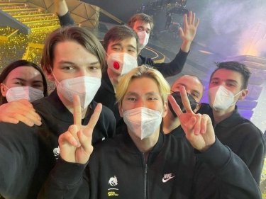 Фото 6 — Крупнейший киберспортивный турнир в истории выиграла команда с украинцами. Приз — $18 млн