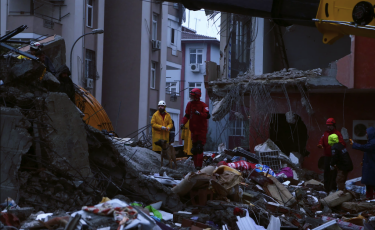 Фото 5 — В Турции и Сирии землетрясение унесло жизни по меньшей мере 1600 человек
