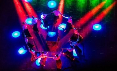 Фото 16 — Мультимедийный ритуал: "Шлях до..." Троицкого вписался в пространство Украинского дома