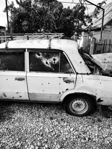 Фото 4 — Россияне обстреляли Запорожскую область: разрушениям подверглись частные дома и гражданская инфраструктура
