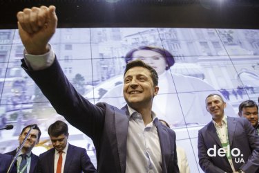 Фото 8 — Как Зеленский встречал свою победу на выборах Президента Украины (ФОТО)
