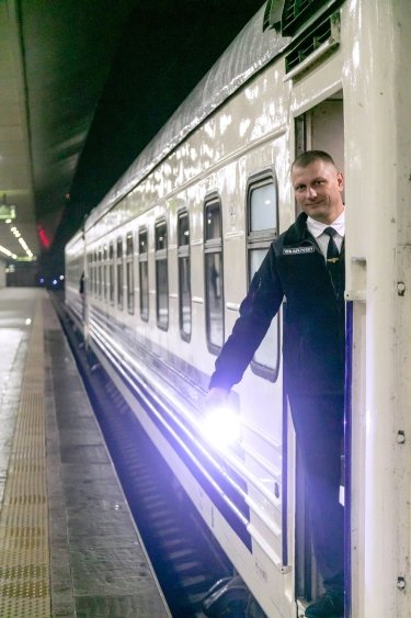 Фото 2 — Новый поезд Киев – Бухарест отправился в свой первый рейс (ФОТО)