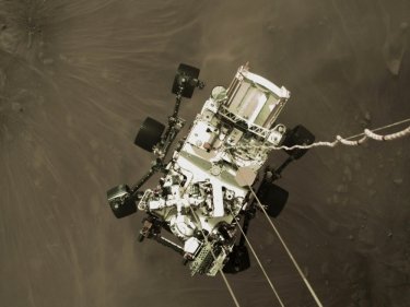 Фото 2 — Марсоход Perseverance передал на Землю фотографии Красной планеты (ФОТО)