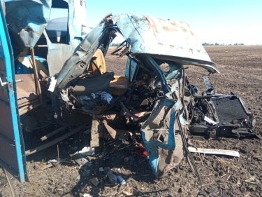 Фото 5 — В Харьковской области на взрывчатке подорвались трактор и грузовик: есть погибший и раненые (ФОТО)