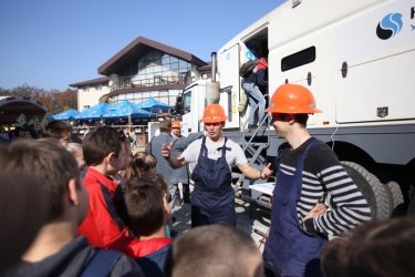 Фото 2 — Евросоюз поздравил Украину с передачей нового саркофага над Чернобыльской АЭС