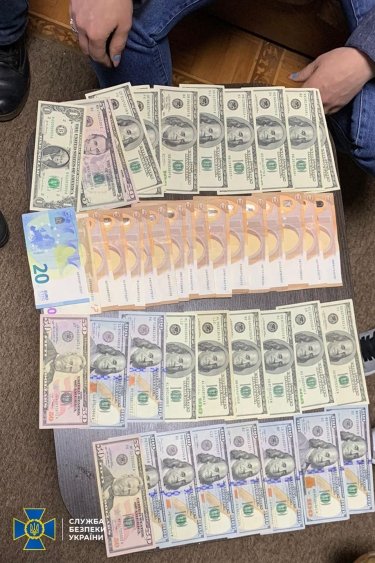 Фото 10 — СБУ викрила керівництво департаменту Нацполіції на "кришуванні" мережі борделів