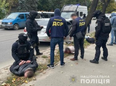 Фото 5 — В Харькове задержали четырех бандитов, похищавших людей ради жилья (ФОТО, ВИДЕО)