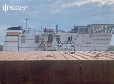 Фото 8 — Украина национализирует российский танкер и белорусский сухогруз, обнаруженные в Одесской области (ФОТО)