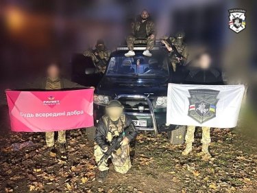 Фото 3 — Favbet Foundation разом із партнерами передав ЗСУ п’ять авто і комплекти зимової амуніції