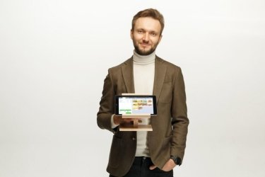 Фото 4 — Стартовал в 17 и "пошло — поехало". Как Родион Ерошек запустил проект с оборотом в $5 млн
