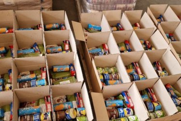 Фото 6 — УПЦ та Фонд Вадима Новинського роздали більше 40 тисяч продуктових наборів жителям України, які страждають від війни