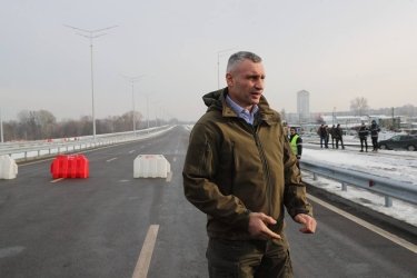 Фото 7 — Уменьшатся пробки: в Киеве открыли новый участок Большой Кольцевой дороги (ФОТО)