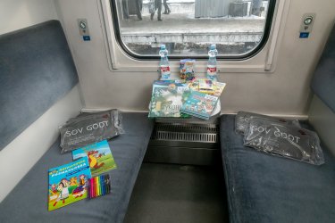 Фото 2 — "Вагони незламності": "Укрзализныця" запускает мобильные хабы в энергодефицитных регионах