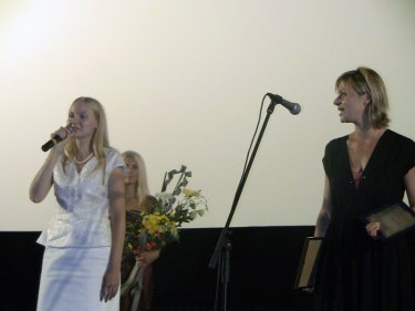 Фото 6 — Короткометражка «Собачий вальс» с Адой Роговцевой стала лучшим украинским фильмом на Одесском кинофестивале