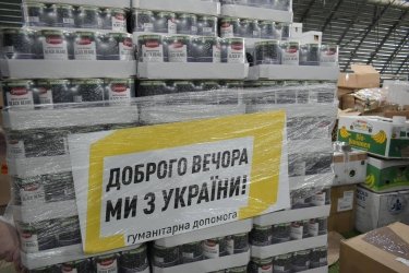 Фото 2 — Украина за три недели получила около 150 тысяч тонн гуманитарной помощи (ФОТО)