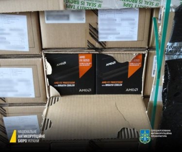 Фото 3 — Ущерб на полмиллиарда: работников Волынской таможни разоблачили на коррупции