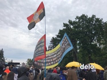 Фото 6 — Авакова в отставку: в центре Киева требуют увольнения главы МВД (ФОТО, ВИДЕО, ОБНОВЛЯЕТСЯ)