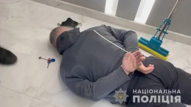 Фото 6 — Николаевскую бизнес-леди задержали, подозревая в пытках двух греков ради квартир (ВИДЕО)