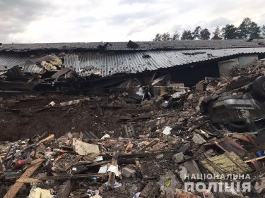 Фото 14 — Войска РФ нанесли ракетный удар по заводу в Чугуеве (ФОТО)