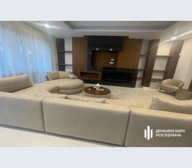 Фото 7 — Элитные автомобили и недвижимость в Испании бывшего одесского военкома Борисова передадут АРМА (ВИДЕО)