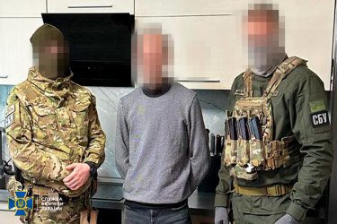 Фото 6 — СБУ разоблачило в Минобороны схему хищения денег на ремонте казарм, так и оставшихся непригодными
