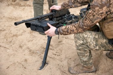 Фото 2 — Минимизировать участие человека на поле боя: Украина начинает массовое производство наземных роботов (ФОТО)